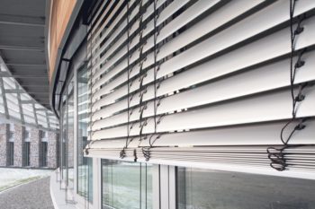 Brise soleil orientable sur Saint-lô, Coutances, Caen, Vire, Cherbourg, Granville