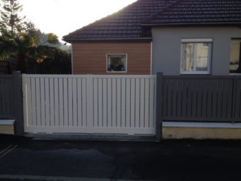 Portail et Clôture aluminium à Coutances dans la Manche