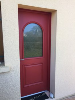 Porte d'entrée mixte alu-bois à Saint-lô dans la Manche